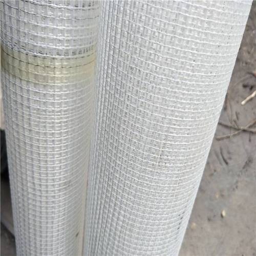 1米,每卷长度:100 米或 50 米常用材质:中碱或无碱玻纤维纱织造产品